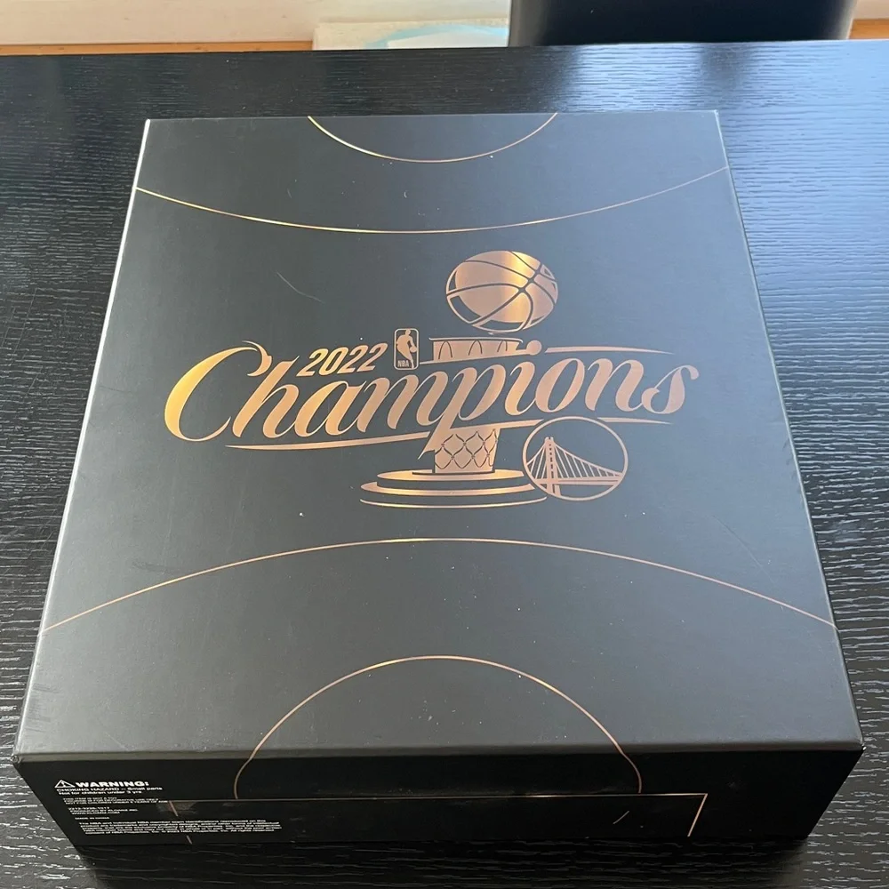 GOLDEN STATE WARRIORS 2021-2022 NBA CHAMPIONS BOBBLEHEAD SET, NIB
